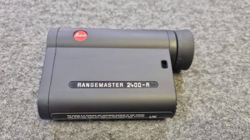 GAMME-LEICA-MASTER-2400-R-4.jpg Télémètre laser Leica Rangemaster CRF 2400-R (OCCASION)
