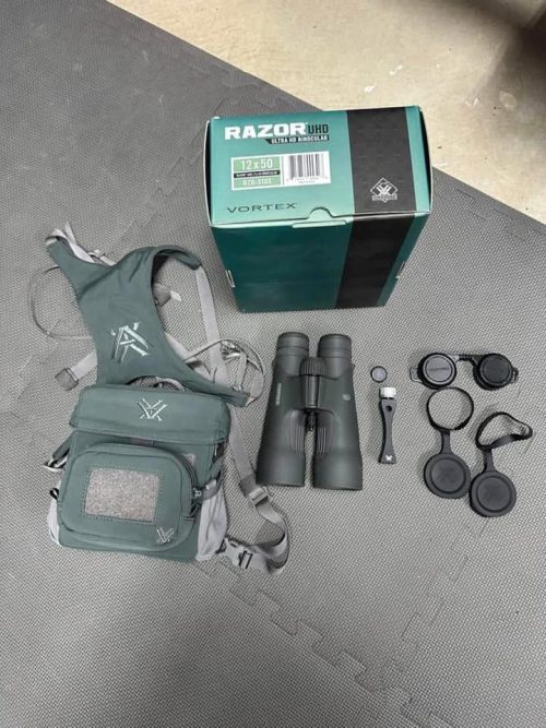 Prismáticos Vortex Razor UHD 12x50 (DE OCASIÓN – COMO NUEVOS)