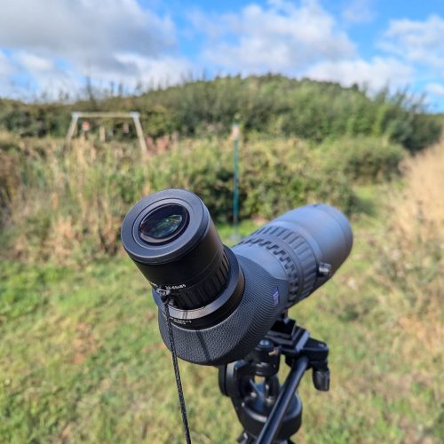 ZEISS-Birding-Harpia-85-lunette-de-reperage-avec-etui-de-stay-on-2.jpg ZEISS Vicotry Harpia 85 avec oculaire zoom 22-65x (OCCASION)
